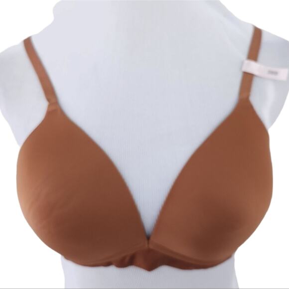 NEW Ambrielle Back Smoothing Wireless Bra 38B Casual Neutral Bra - Picture 1 of 5